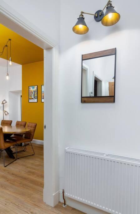 The Stylish 3-Bedroom Maisonette Retreat Stirling Exterior foto