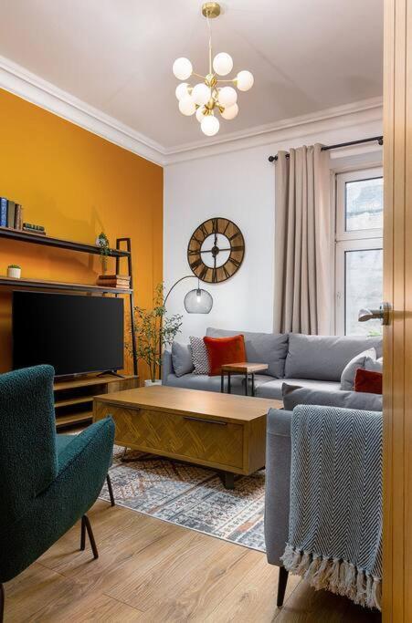 The Stylish 3-Bedroom Maisonette Retreat Stirling Exterior foto